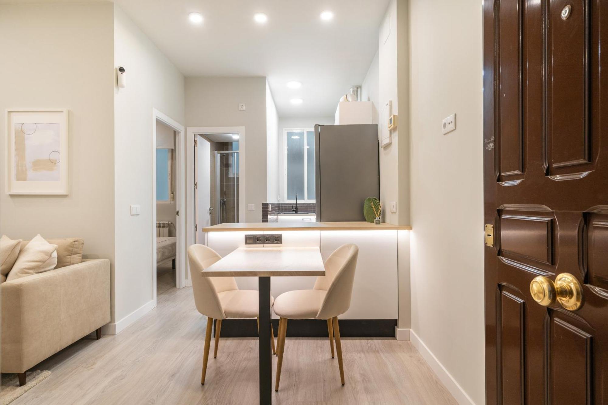 Apartamento Reformado En Metro Ibiza Alquiler Temporal Madrid Eksteriør billede
