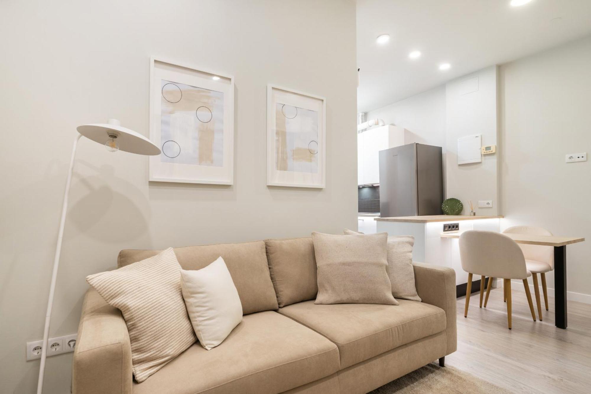 Apartamento Reformado En Metro Ibiza Alquiler Temporal Madrid Eksteriør billede