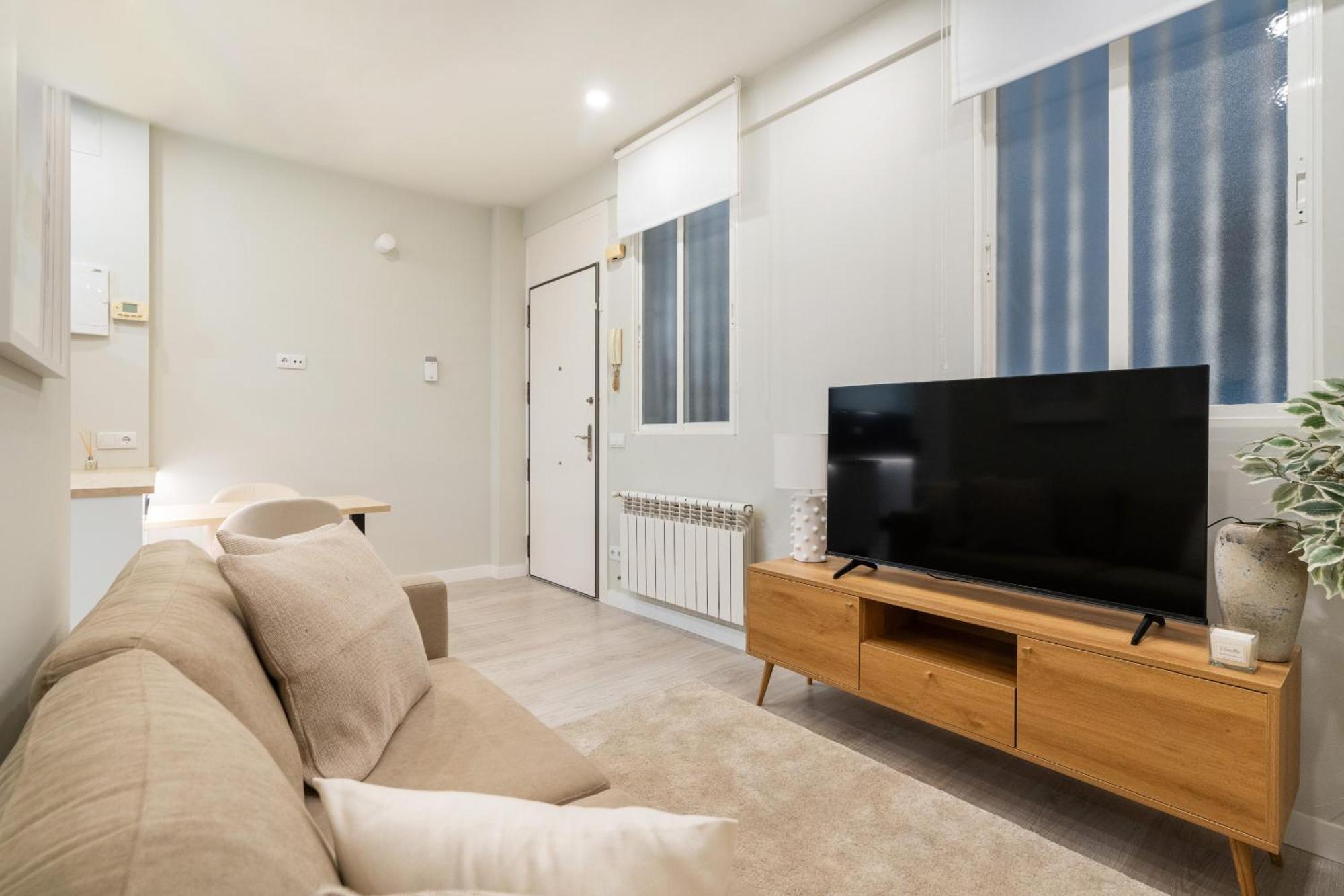 Apartamento Reformado En Metro Ibiza Alquiler Temporal Madrid Eksteriør billede
