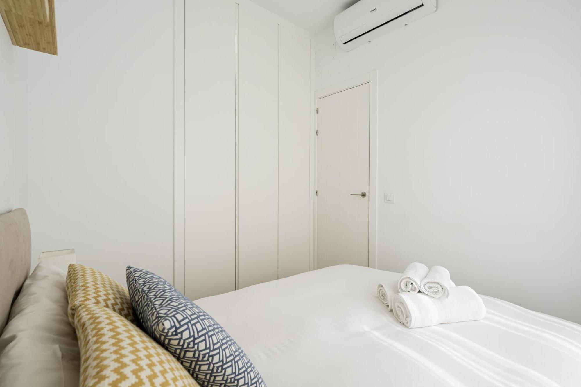 Apartamento Reformado En Metro Ibiza Alquiler Temporal Madrid Eksteriør billede